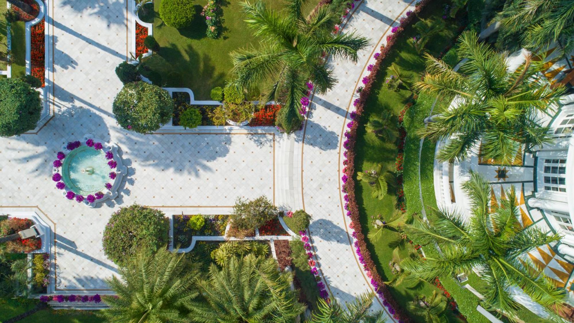 Hotel Taj Mahal Lakhnaú Exteriér fotografie